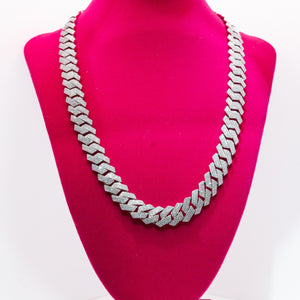 Diamond Prong Miami Cuban Link (20mm)