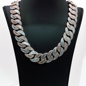 Baguette Diamond Cuban Link Chain (22mm)