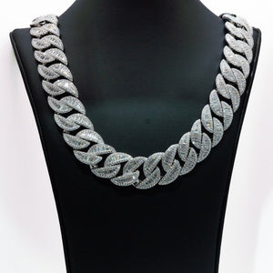 Baguette Diamond Cuban Link Chain (22mm)